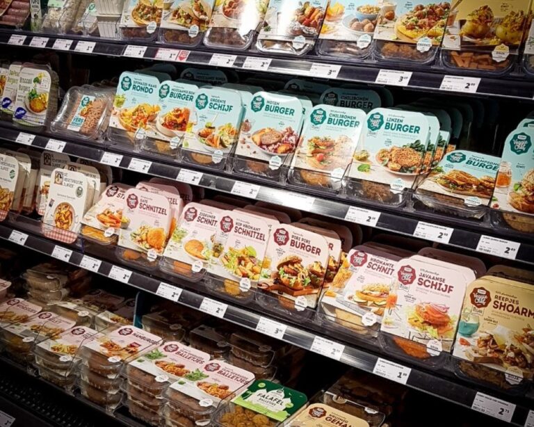 Supermarkt vol met soja, maar soja in vleesvervangers is duurzaam.