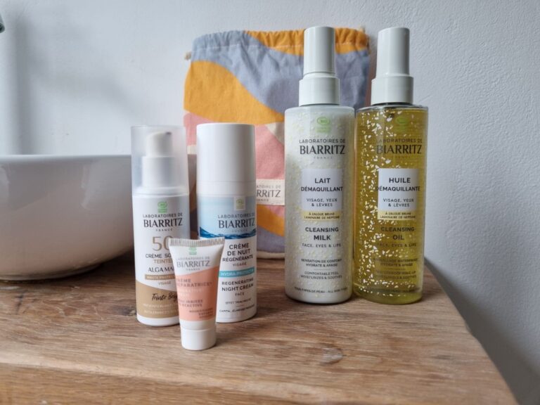 Laboratoires de Biarritz biologische huidverzorging op een rij.