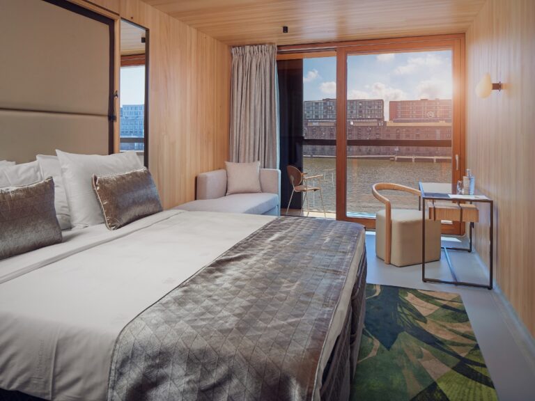 Duurzaam overnachten in Hotel Jakarta in Amsterdam.