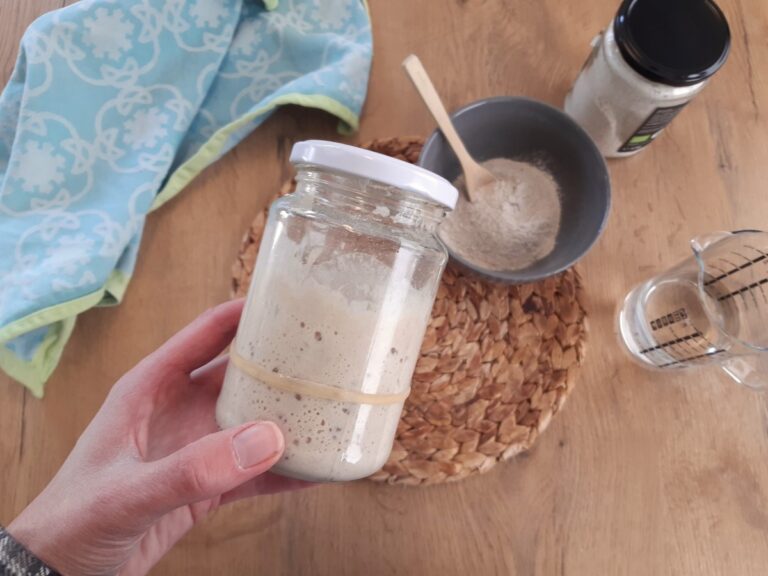 Recept: maak je eigen zuurdesemstarter.