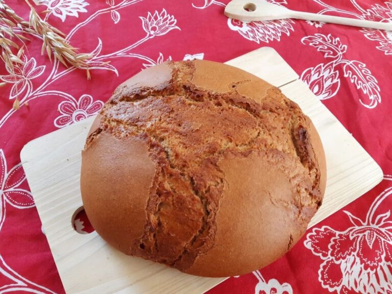 Makkelijk recept om zuurdesembrood te bakken.