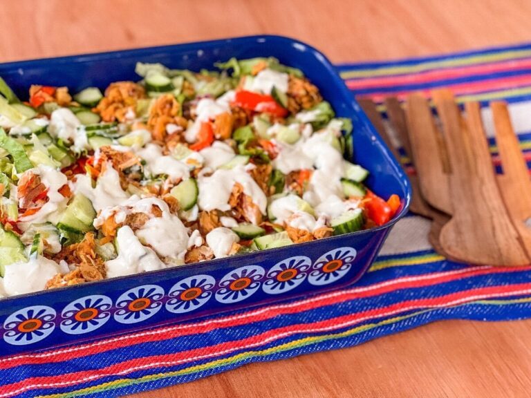Vier jackfruit recepten, waaronder een schaal kapsalon.