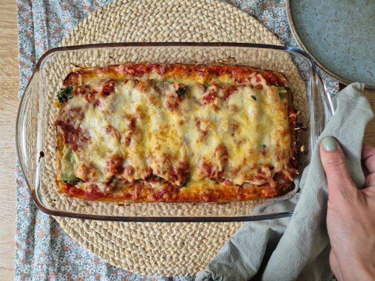 Cannelloni met spinazie vegetarische ovenschotel.