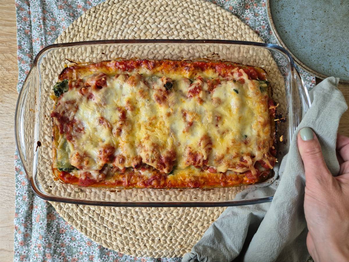 Cannelloni met spinazie vegetarische ovenschotel.