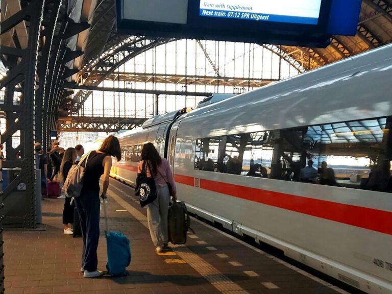 Met de trein op vakantie in Europa.