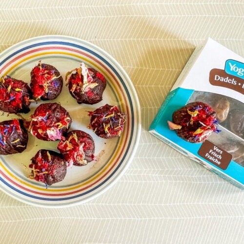 Recept: gezond snoepgoed van dadels zijn deze dadelballetjes.