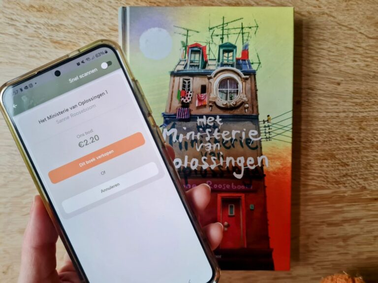 Tweedehands boeken online verkopen met app.