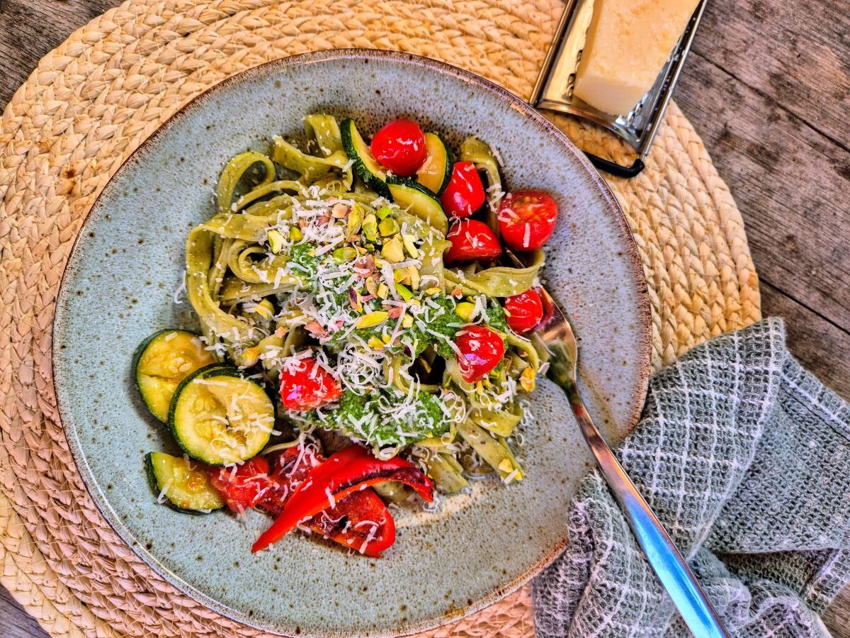 Pastasaus: rucolasaus.