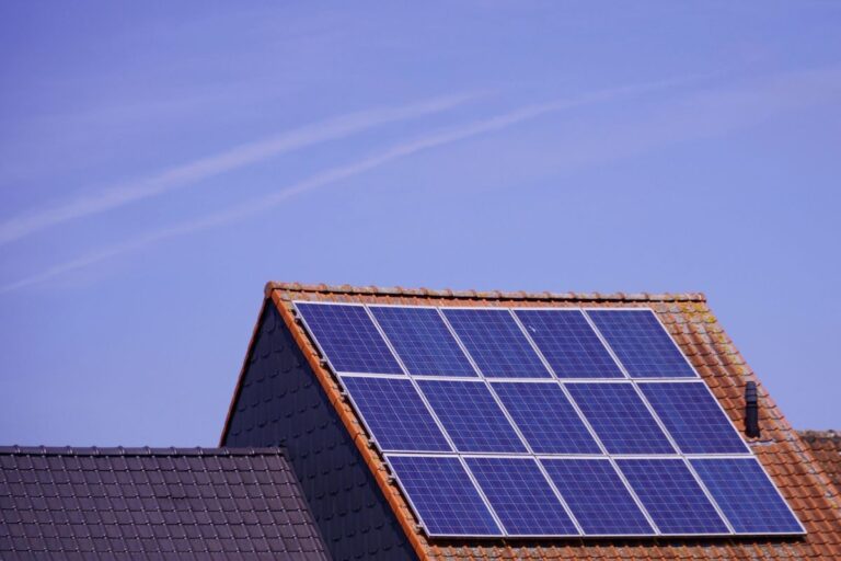 Om Nieuwe Energie, 100% groene energie.