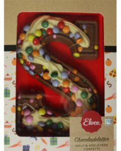 Duurzame chocoladeletter van Elvee.