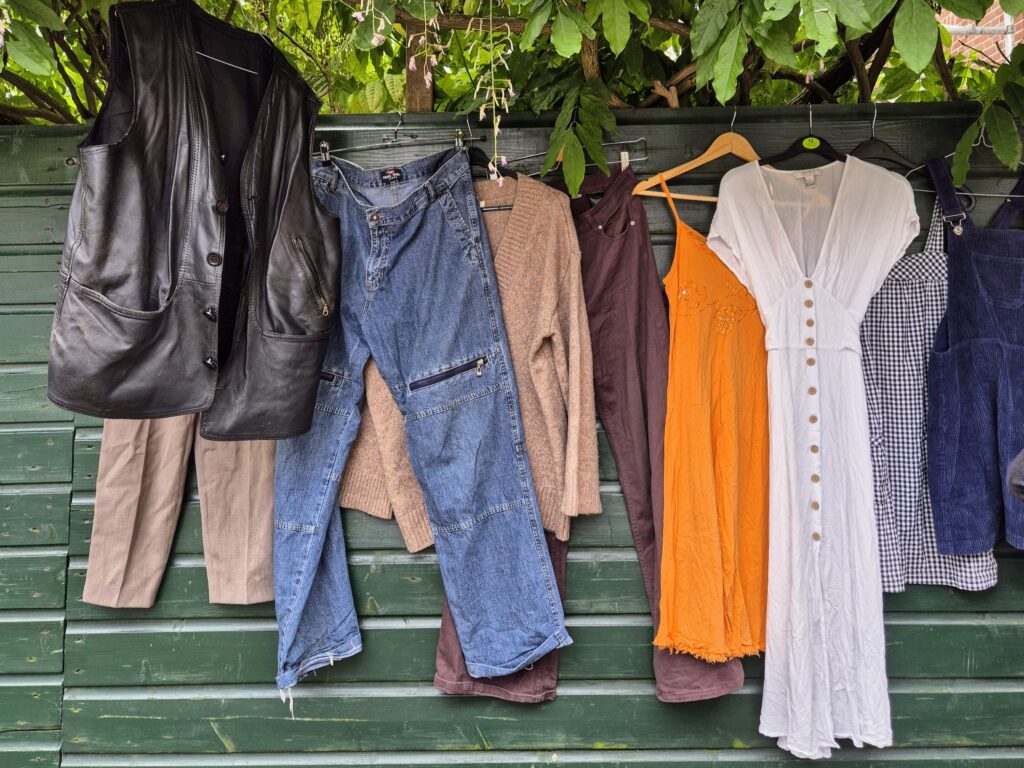 Vlooienmarkt shoptips voor de vrijmarkten op Koningsdag.