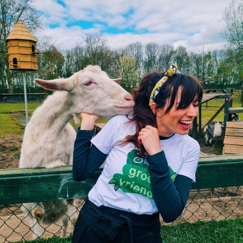 Influencer marketing.