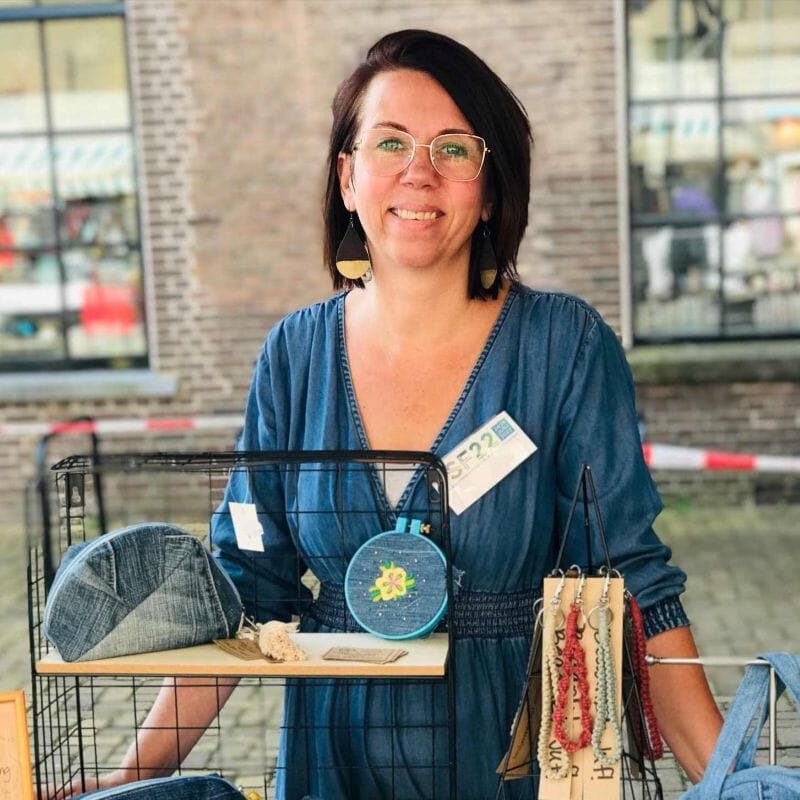 Melanie DIY editor at thegreenlist.nl.